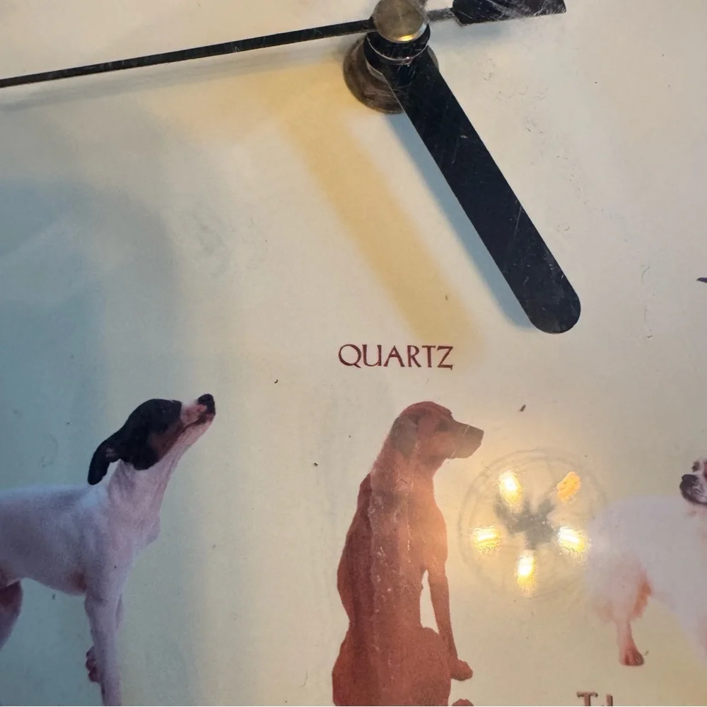 Vintage‎ Quartz Dog's Legend Barking Dog Faux Wood Wall Clock Sound Puppies